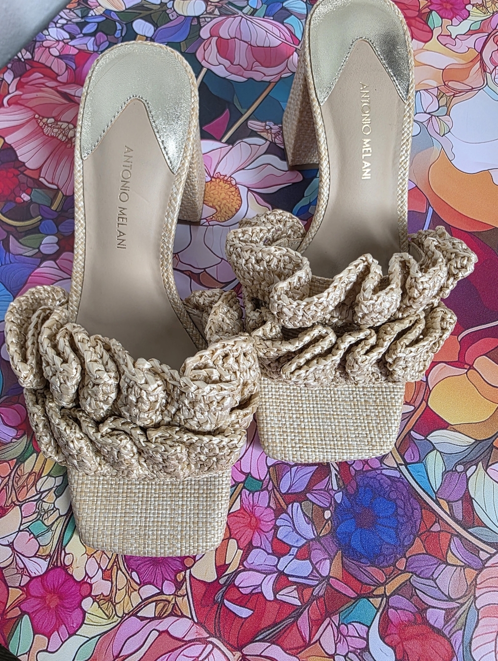 ANTONIO MELANI  Raffia Ruffle Platform Mules Size 7.5